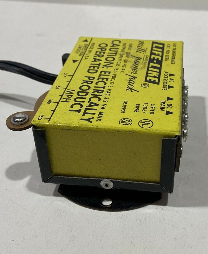 Life-Like Mini Power Pack Transformer Input 120V E31167 ( Yellow / Untested)