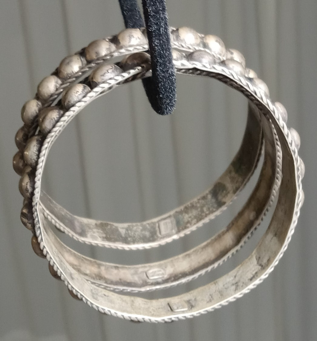 *LOT 3 ANTIQUE VINTAGE STERLING SILVER DOME BANGLE BRACELETS HANDMADE MEXICO 57g