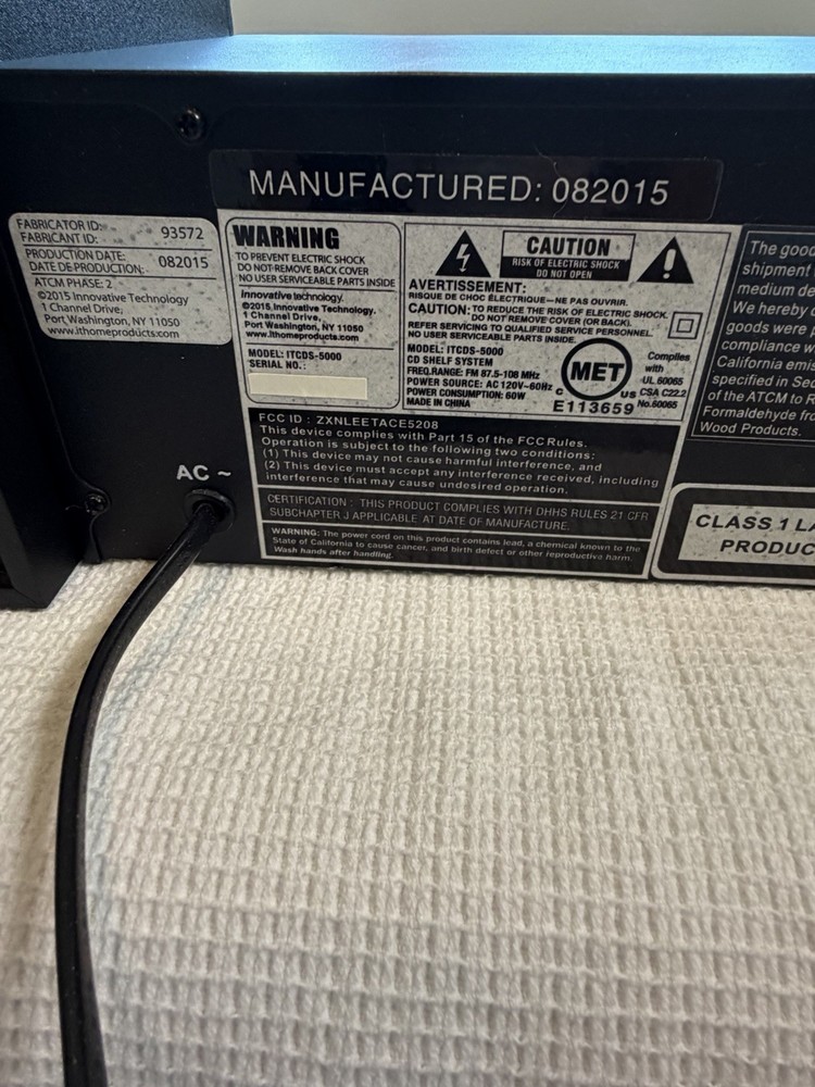 Innovative Technology ITCDS-5000 Bluetooth CD Player AM/FM Stereo Black w remote