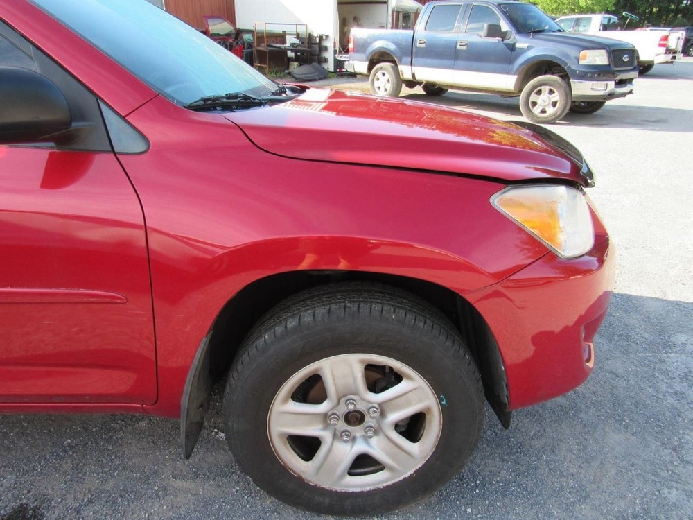 RAV 4 2011 Glove Box 1065521