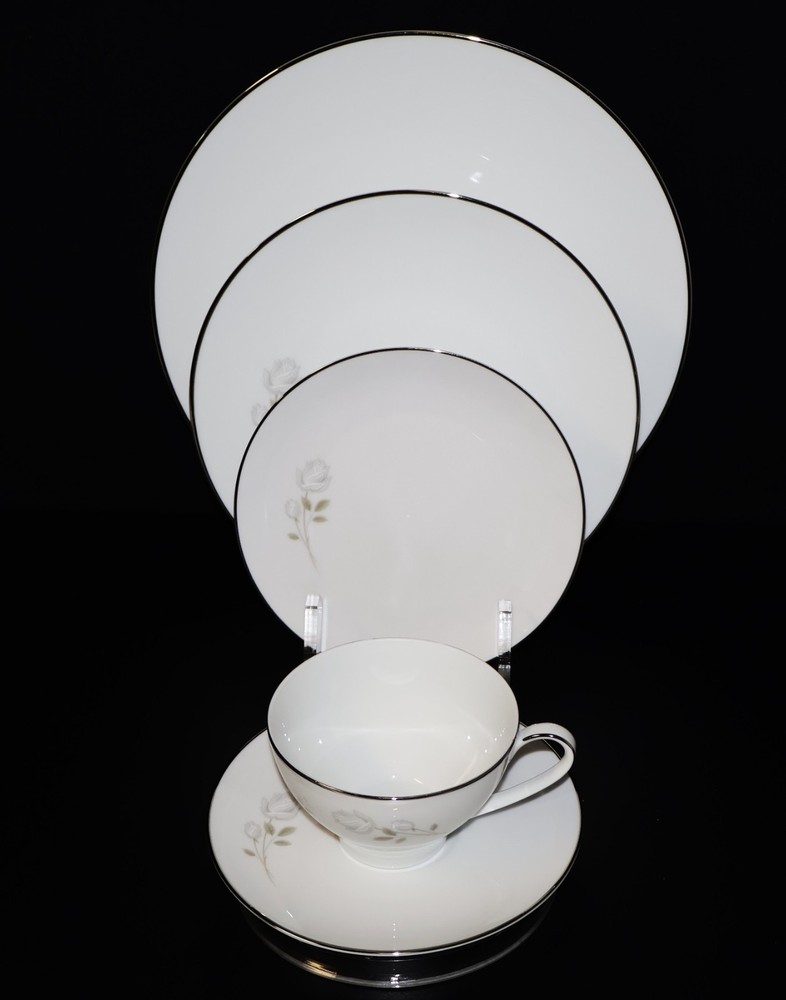 Noritake Altadena 5-Piece Place Setting #6437 | Multiple Sets Available