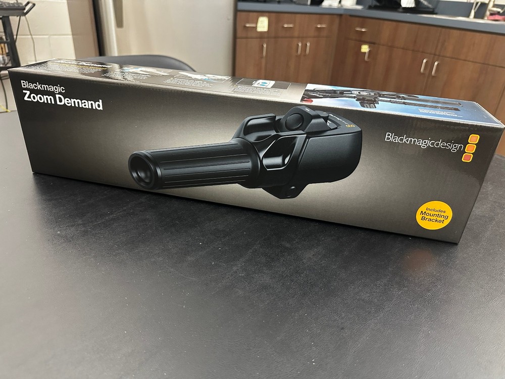 Blackmagic Design Zoom Demand ( For the Blackmagic studio cameras)