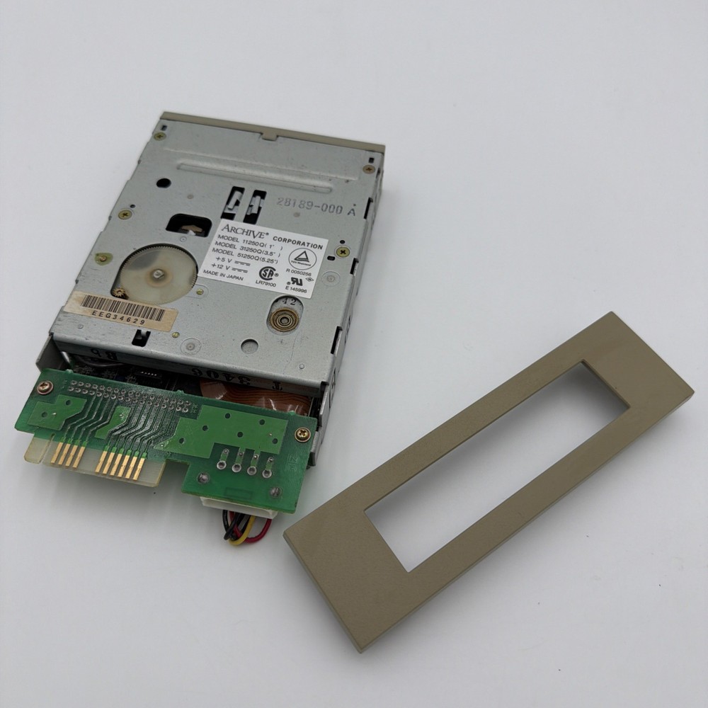 Archive 31250Q 3.5 QIC-80 Tape Backup Drive w Interface Adapter PC Computer