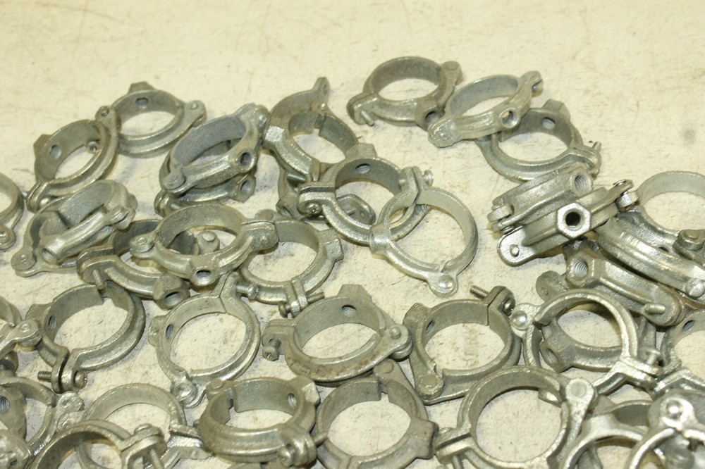 A lot of 1 1/2" Galvanized Split Ring Pipe Hangers