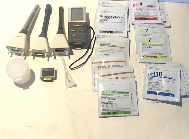 Corning CheckMate 90 pH DO Conductivity/TDS Meter with Instructions