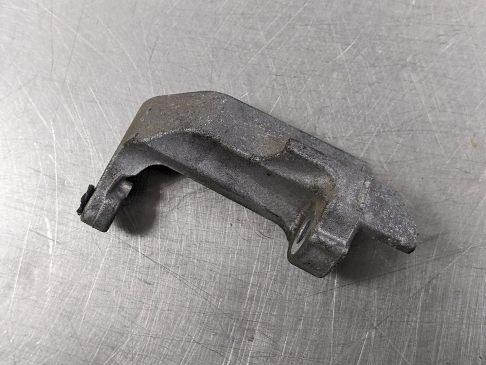 Accessory Bracket For 20-22 Subaru Outback 2.5 AWD