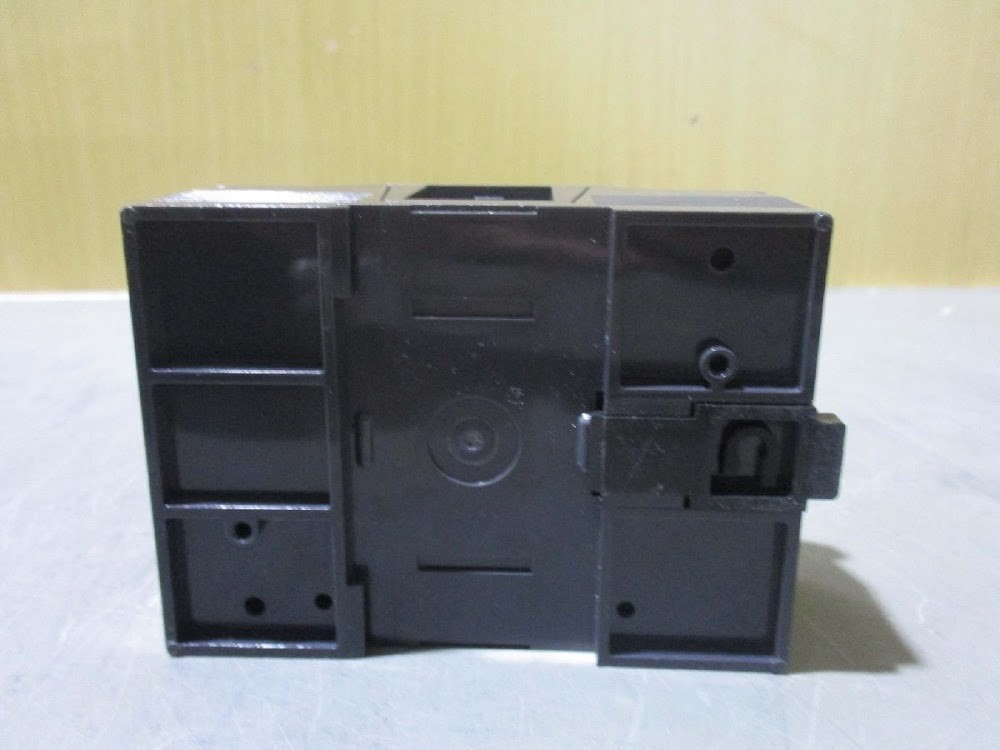 KEYENCE KV-E16X PLC with Built-in Display Function USED #2