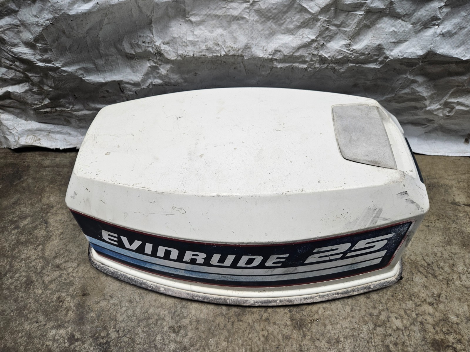 OEM Evinrude 25hp Johnson Top Cowling Hood Cowl Cover White Blue Red Decals