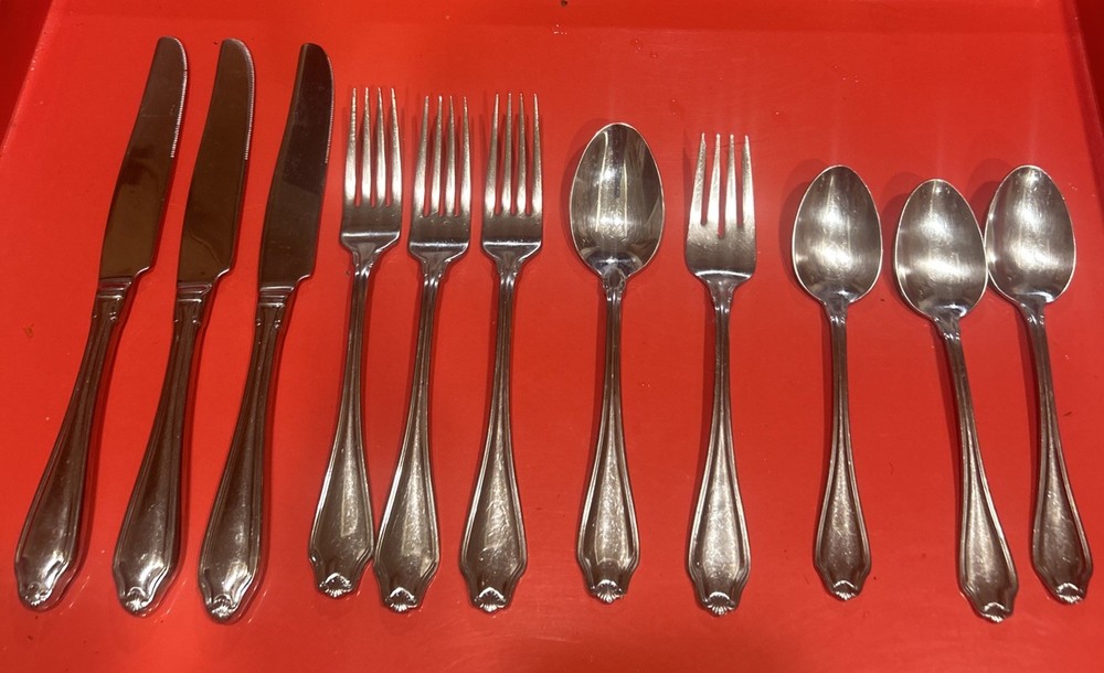 11 Pc Wallace SHELLBROOK Stainless 18/8  Mixed Flatware Glossy VC