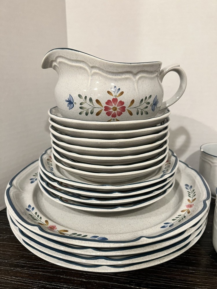 Inter-National Stoneware Japan