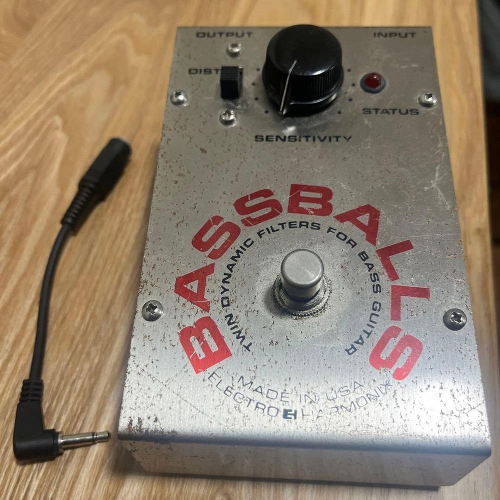 BASSBALLS /electroharmonix Effects Pedal