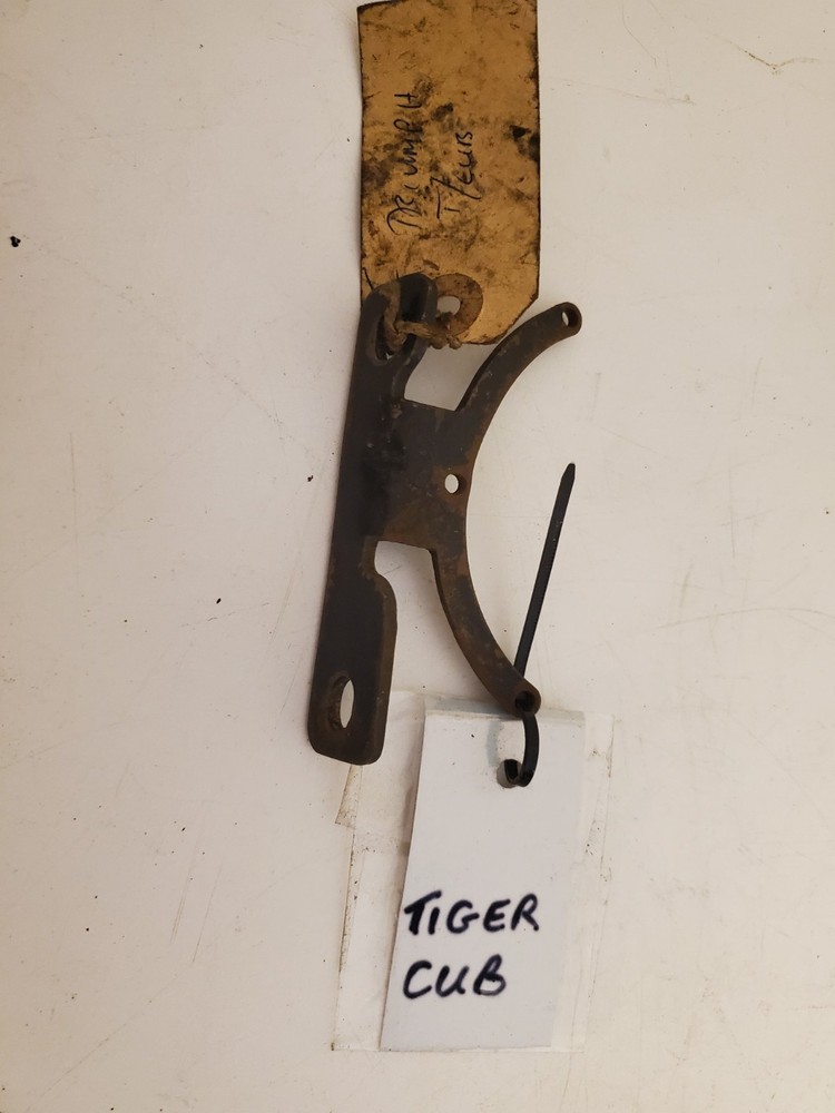 HORN MOUNTING BRACKET TRIUMPH TIGER CUB