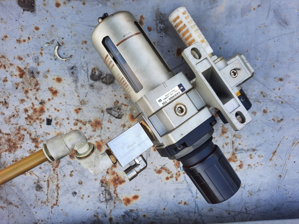 SMC EAW4000-F04 Filter Regulator