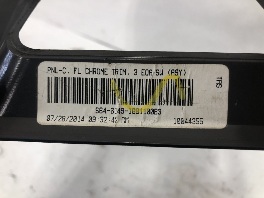 2013-2019 Peterbilt 579 SWITCH Dash Panel - Used