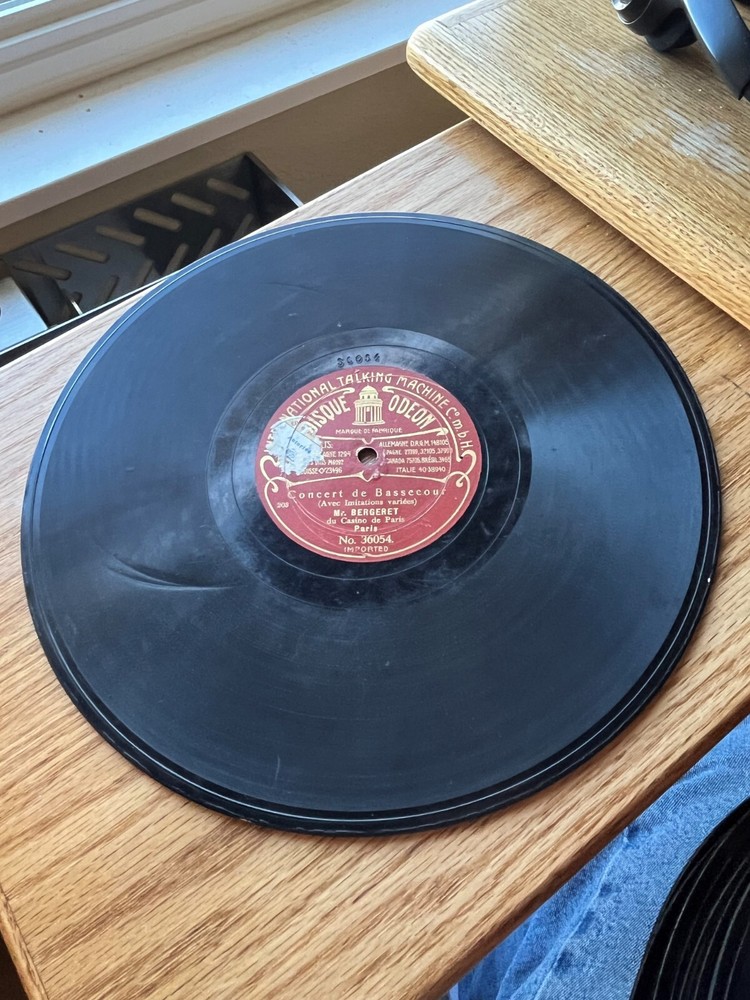 International Talking Machine 10" Record - Ma Bergere / Bassecour - READ