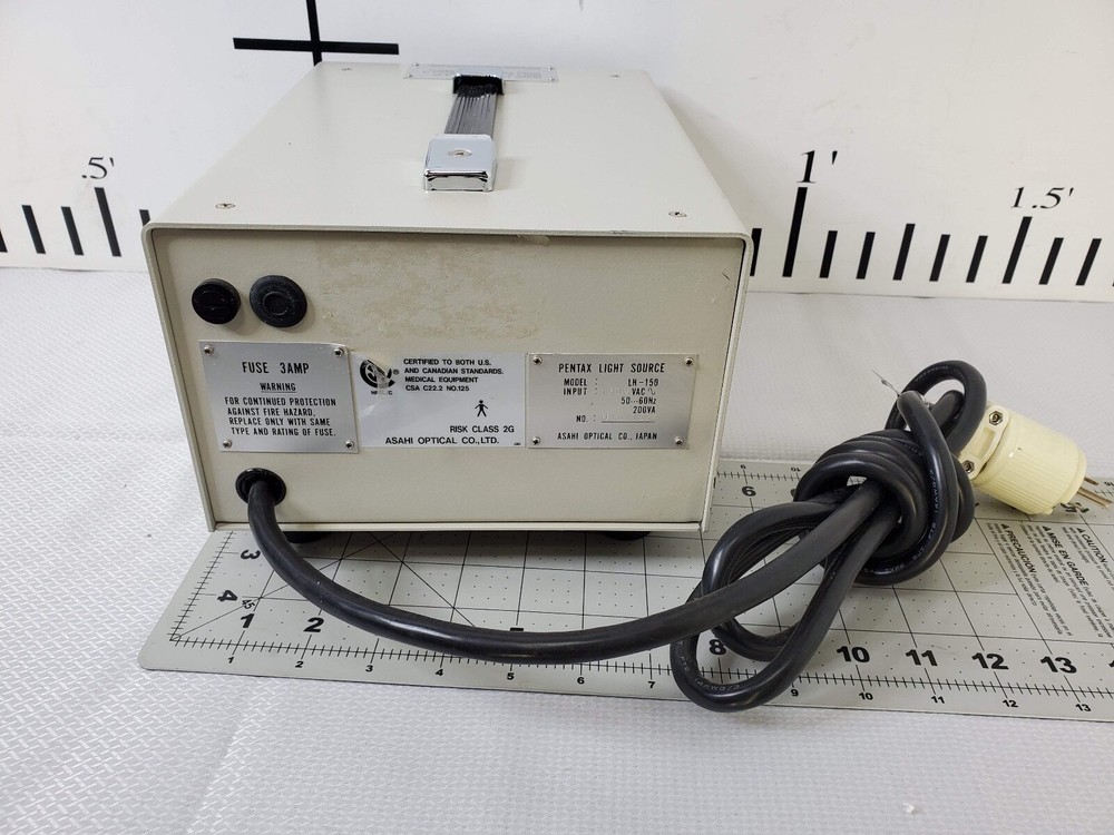 Pentax Lab Light Source LH-150