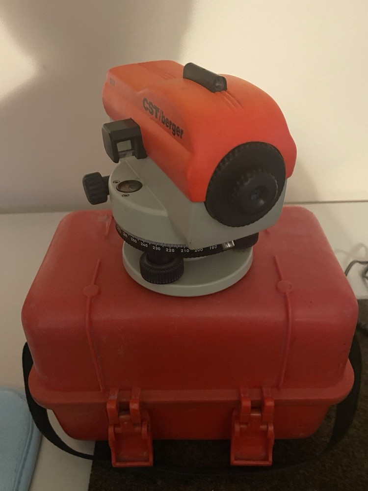 CST/berger 20X Automatic Level 20x Magnification with Carrying Case