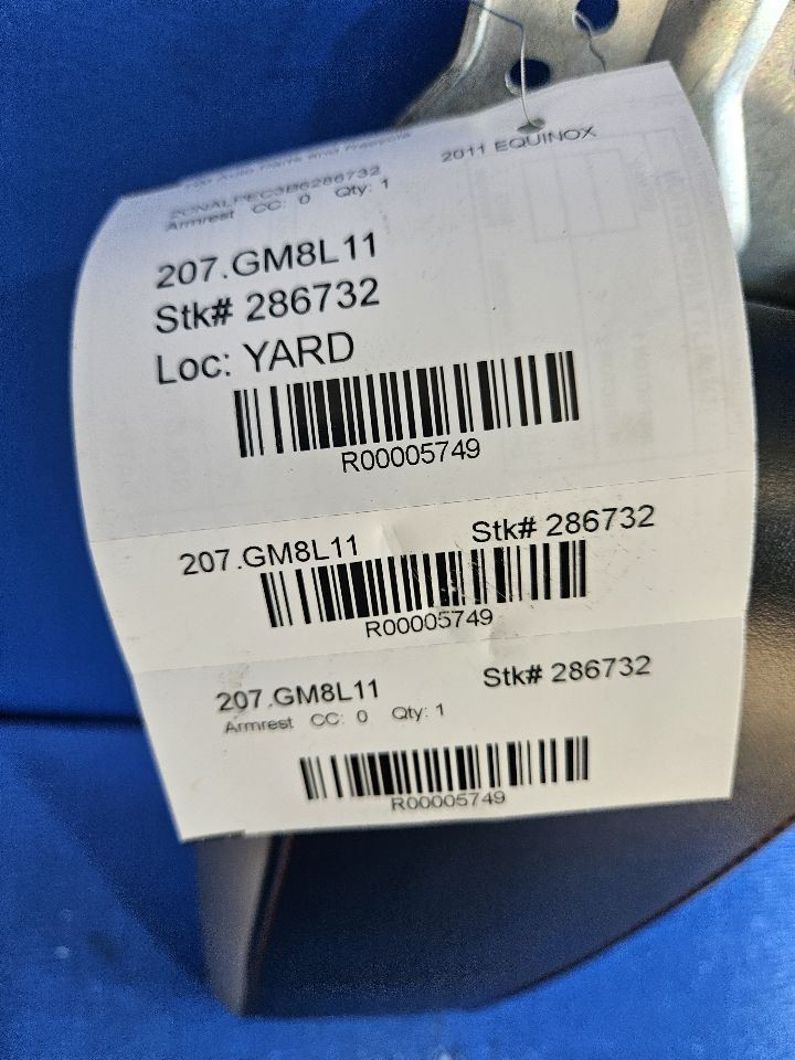 2011 CHEVY EQUINOX ARM REST 5749
