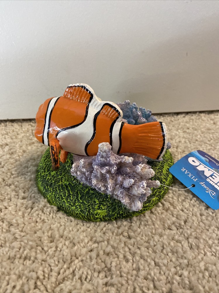 FINDING NEMO NEMO/MARLIN 6in RESIN ORN LICENSED