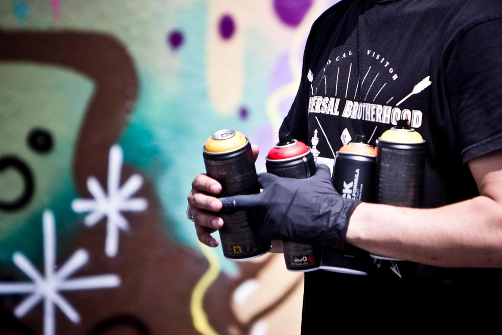 Cans BLACK Spray Paint, 400Ml, Acid