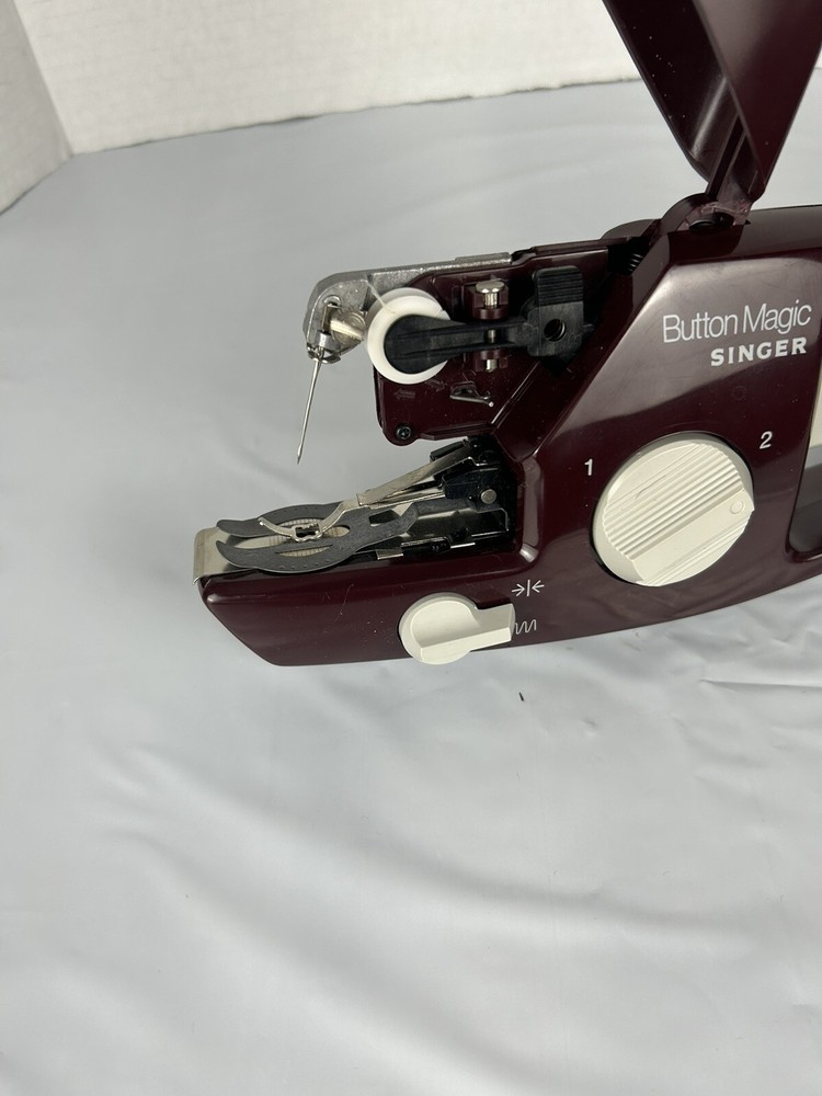 Singer Button Magic Handheld Portable Sewing Machine Vintage Buttonholer