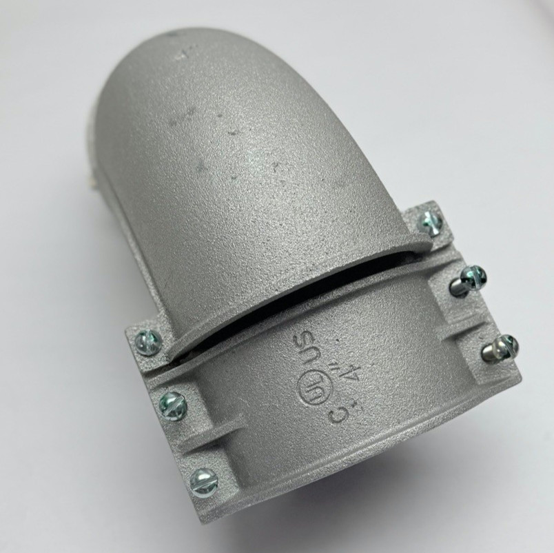 747DC EATON 4" ZN ANGLE SQ CONNECTOR