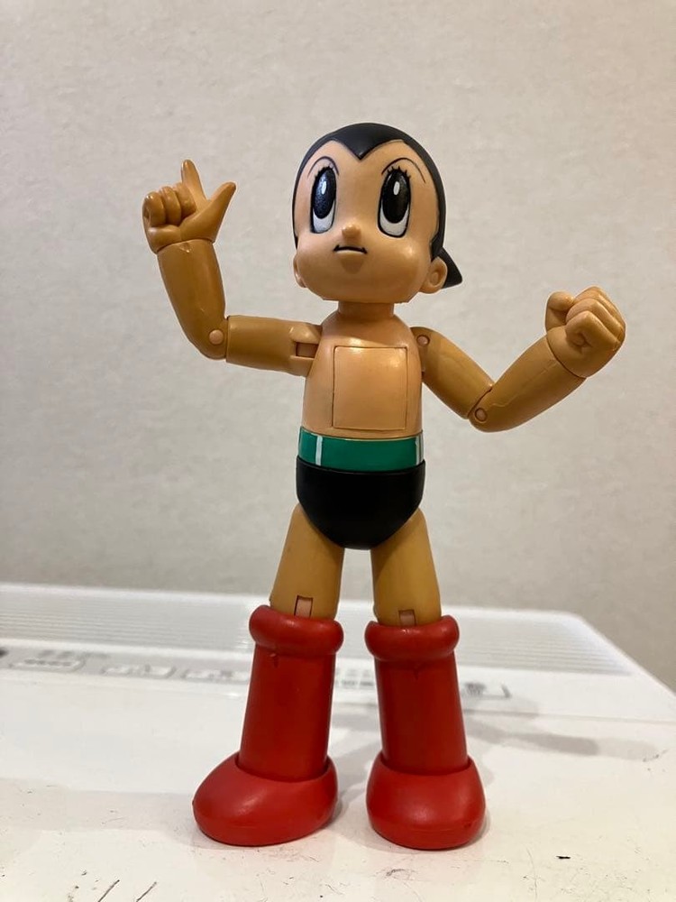 astro boy figure