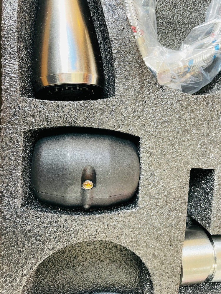 🔥 Sanitary Wares • Single Hole Pull Down Kitchen Faucet Spray • Chrome Silver