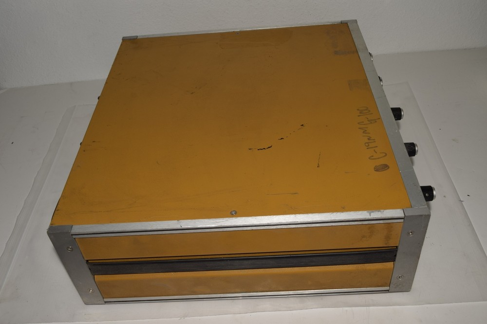 SYSTRON DONNER DATAPULSE 114A PULSE GENERATOR (DEC74)