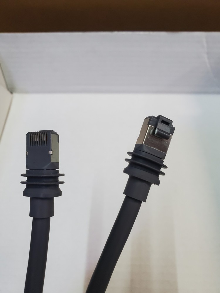 Starlink mount and cable