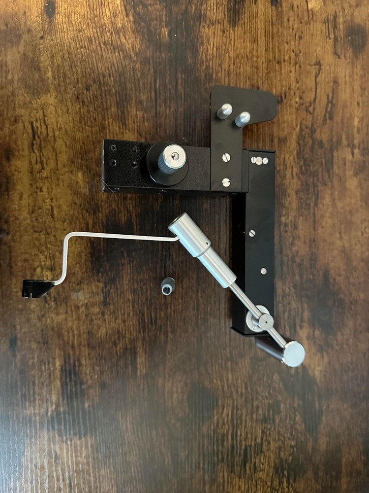 Haag Streit Model 870 Applanation Tonometer