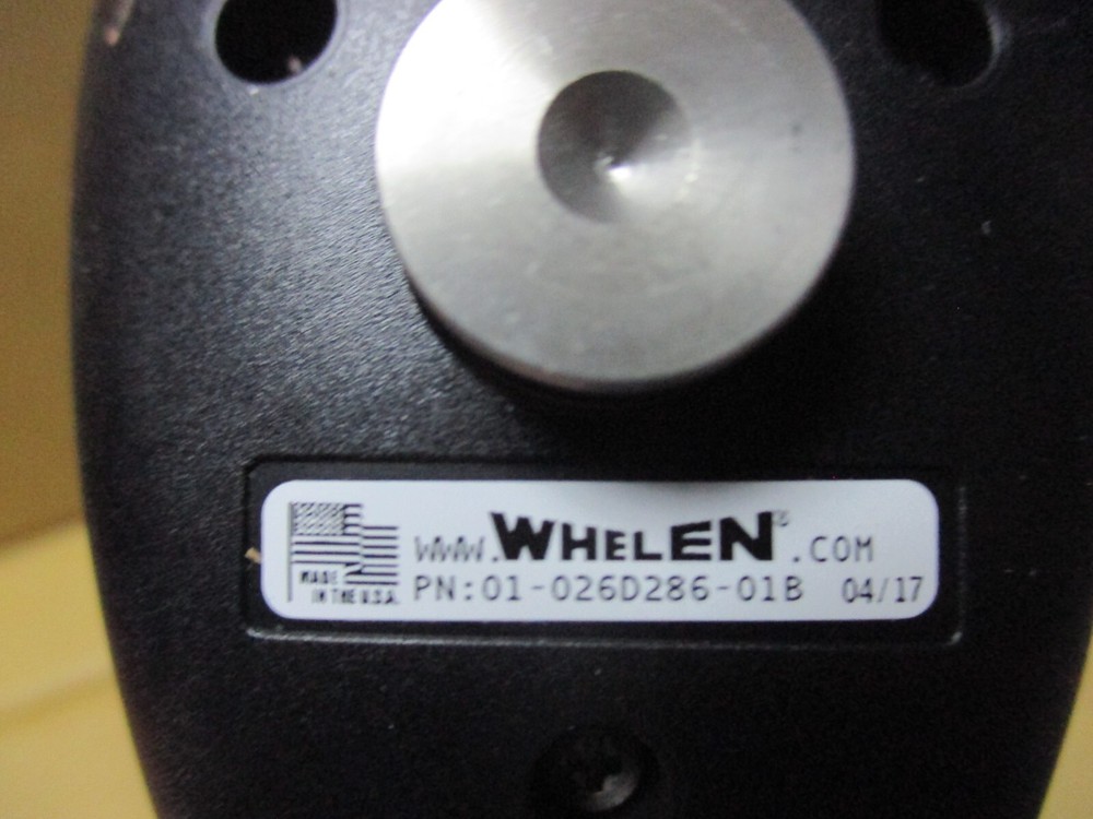 01-026D286-01B WHELEN NEW