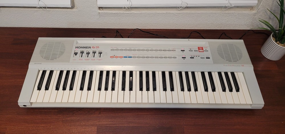 Hohner PSK-50 Pulse Code Modulation / Midi Keyboard