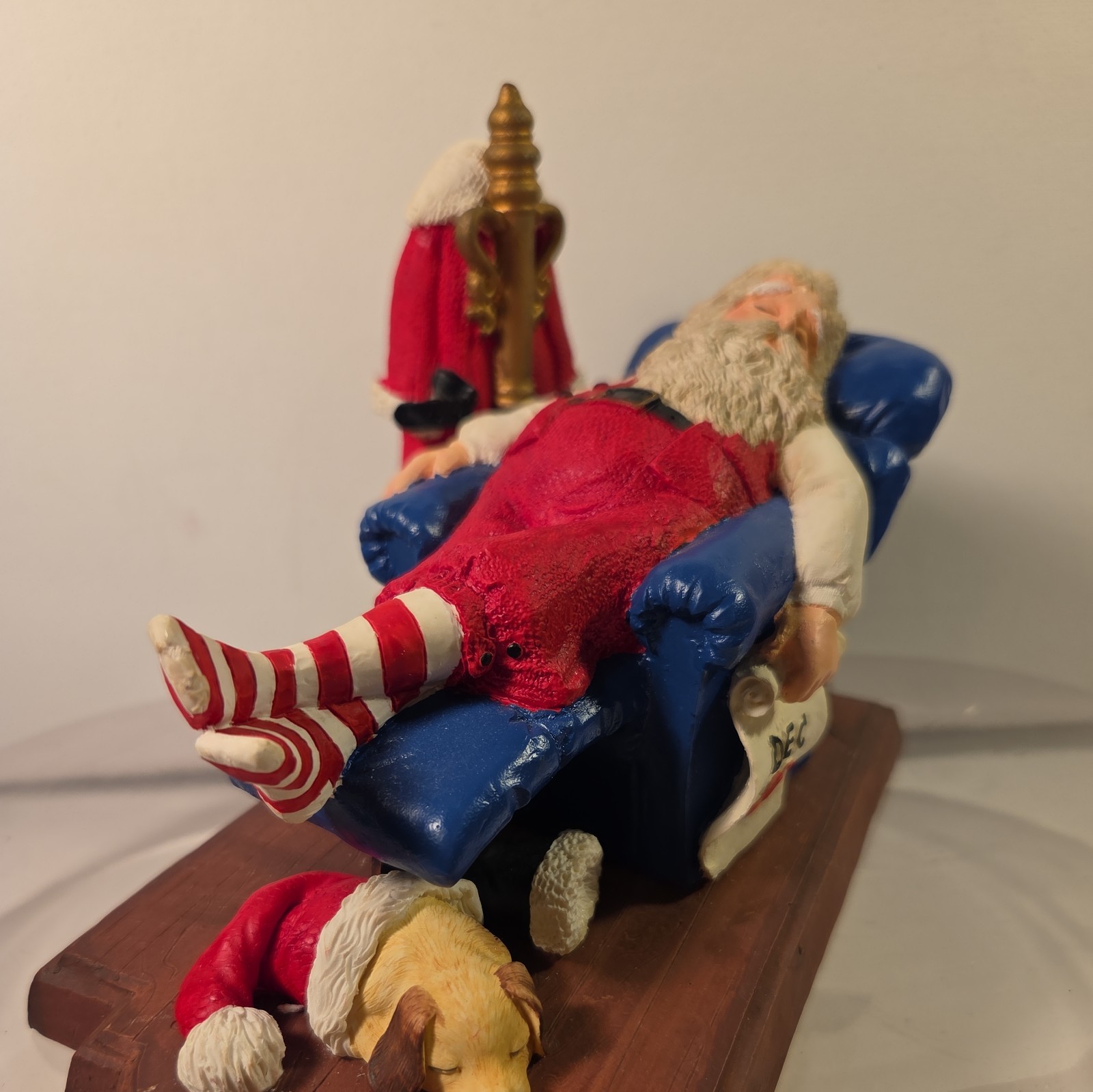 Christmas La-Z-Boy Santa Dog Sleeping Lazyboy Recliner 1994 Dec 26 Rare