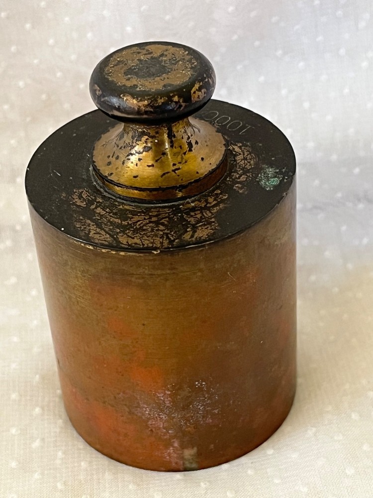 1000 gram antique scale balance, solid brass Calibration Weight