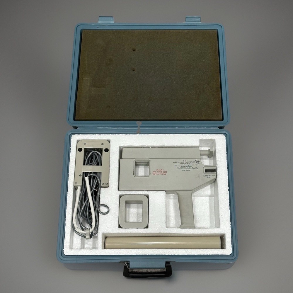 Tektronix Model: CT-5 High Current Transformer with Blue Hard Case