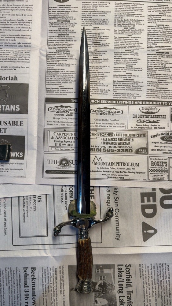 Authentic German HIRSCHFANGER DAGGER WITH SHEATH, 10 1/8"