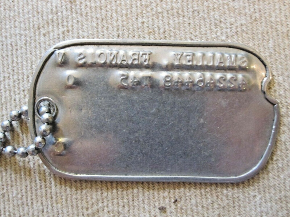 Dog Tag & chain for WWII Soldier - Smalley, T45