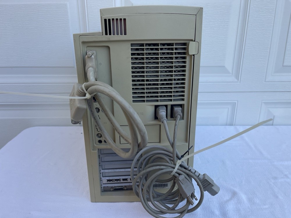 Vintage Apple Power Macintosh 9600/200 Workstation Computer M5433 Untested