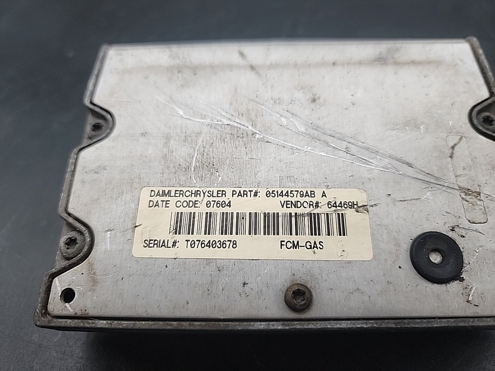 OEM Chrysler Voyager Control Unit 05144580AB Used