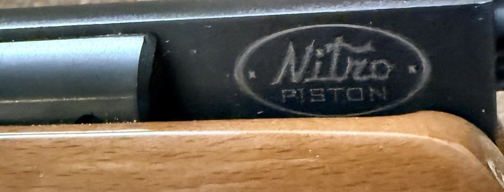 Benjamin Regal Pellet Rifle .177 CALIBER with Scope MINT