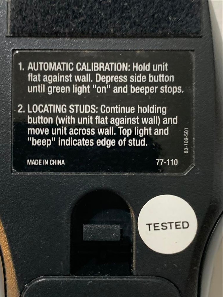 Stanley 77-110 IntelliSensor Stud Finder/Sensor - Requires 9-Vot Battery-Tested
