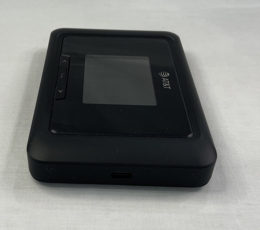 Franklin AT&T A50 5G RG2102 Mobile Hotspot 256MB Black