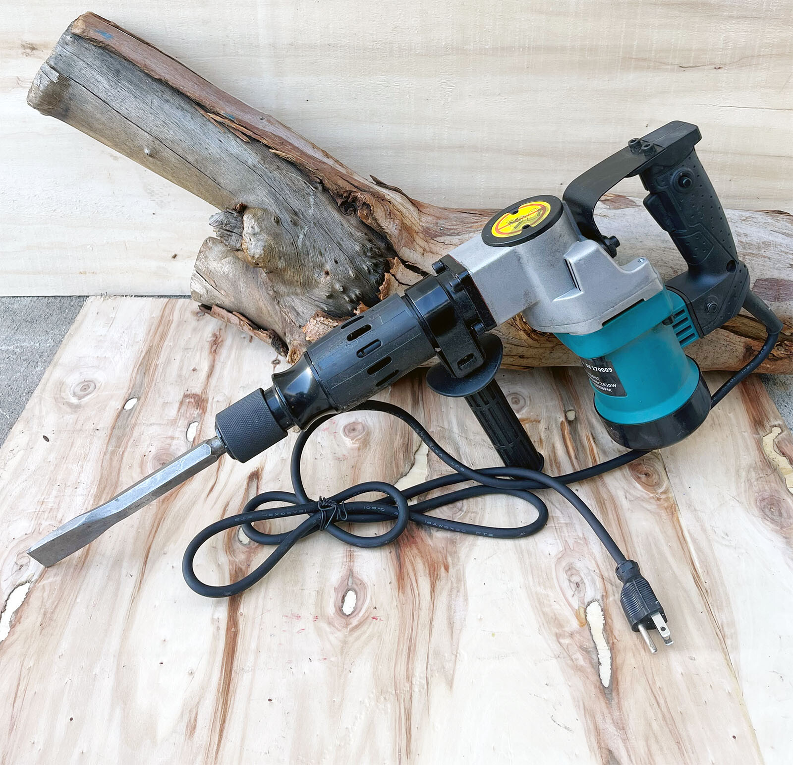 3800BPM 1-1/2" Electric Demolition Jack Hammer Concrete Breaker W/ Hex Chisels