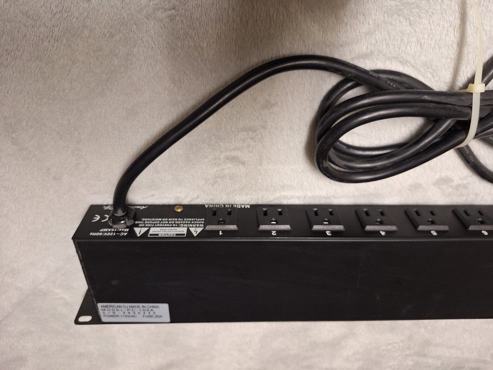ADJ PC-100A 8-Switch ON/OFF Power Center