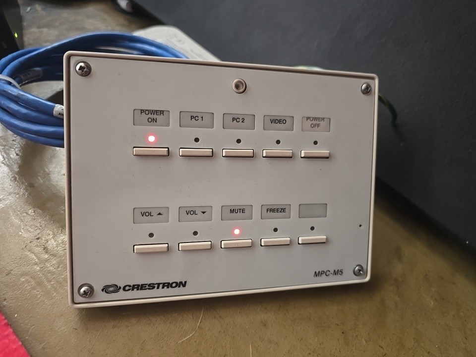 Crestron MPC-M5-B-T Media Presentation Controller Unit wall mount unit 10 button