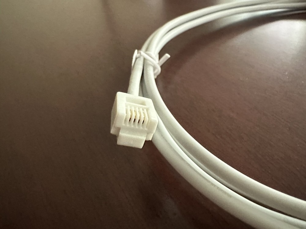 Apple 591-0075 White Phone/Modem Cable - Never Used