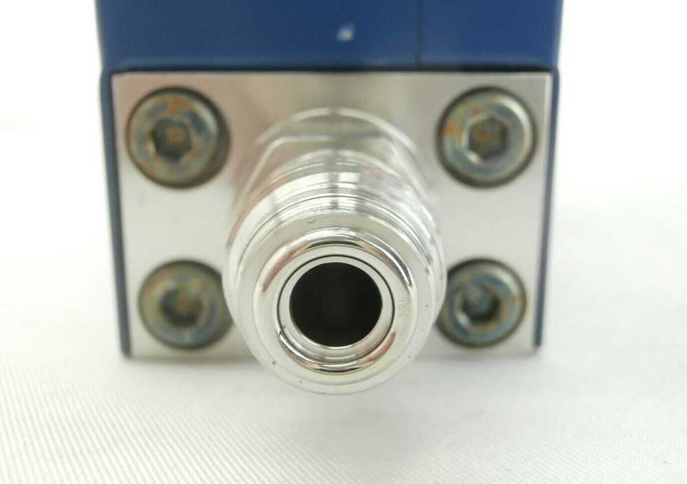 SAM Hitachi Metals SFC480C Mass Flow Controller MFC SFC-480C 20 CCM He Working