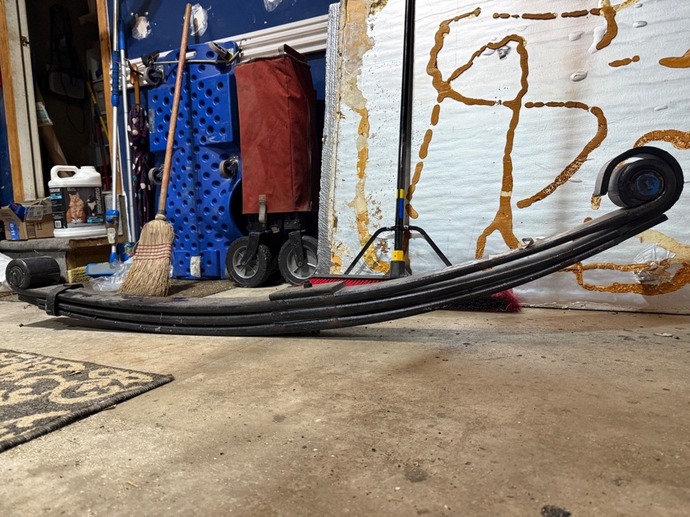peterbilt leaf spring