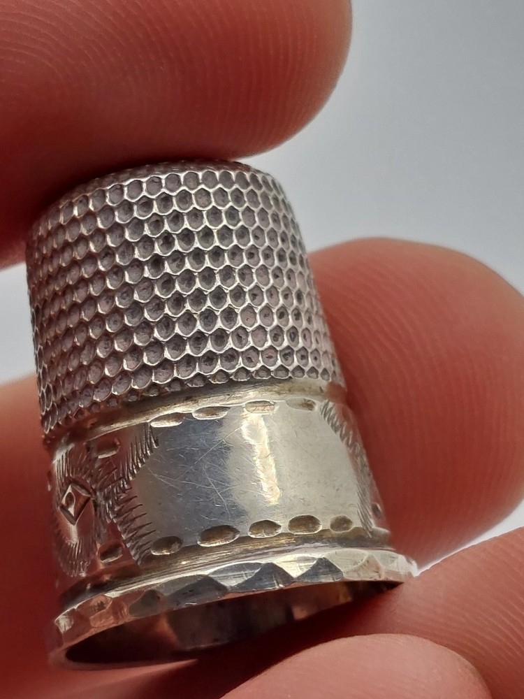 vintage Birmingham sterling silver thimble